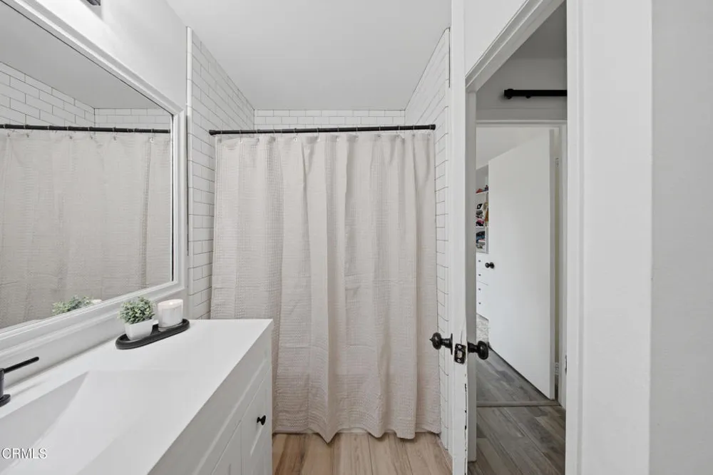 1209 Nilgai Place Ventura, CA 93003