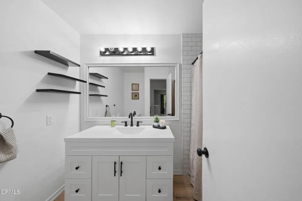 1209 Nilgai Place Ventura, CA 93003