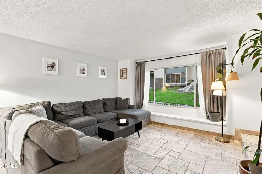 1209 Nilgai Place Ventura, CA 93003
