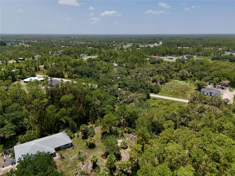 1210 MCARTHUR AVE Lehigh Acres, FL 33972