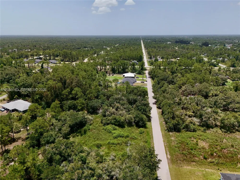 1210 MCARTHUR AVE Lehigh Acres, FL 33972