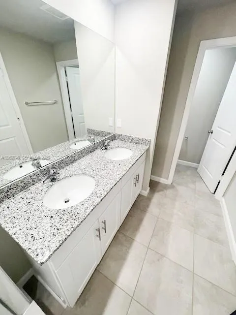 3939 SE Mentmore Ln #3939 Stuart, FL 34997