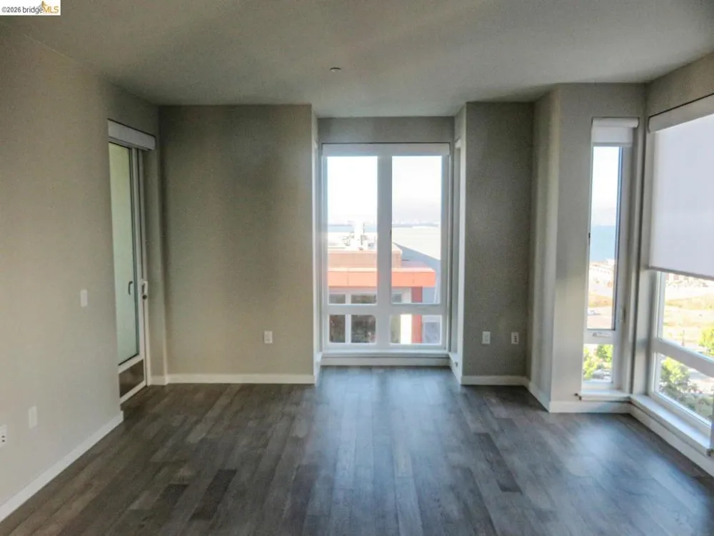 10 Innes Ct #307 San Francisco, CA 94124