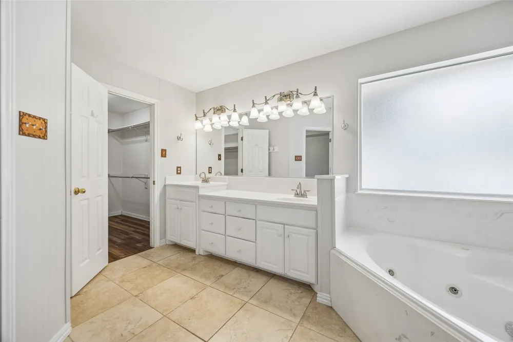 216 Point Circle Pilot Point, TX 76258