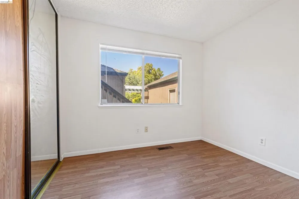 1151 Chadwick Cir Bay Point, CA 94565