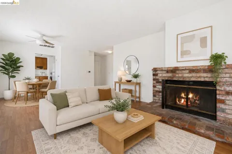 1151 Chadwick Cir