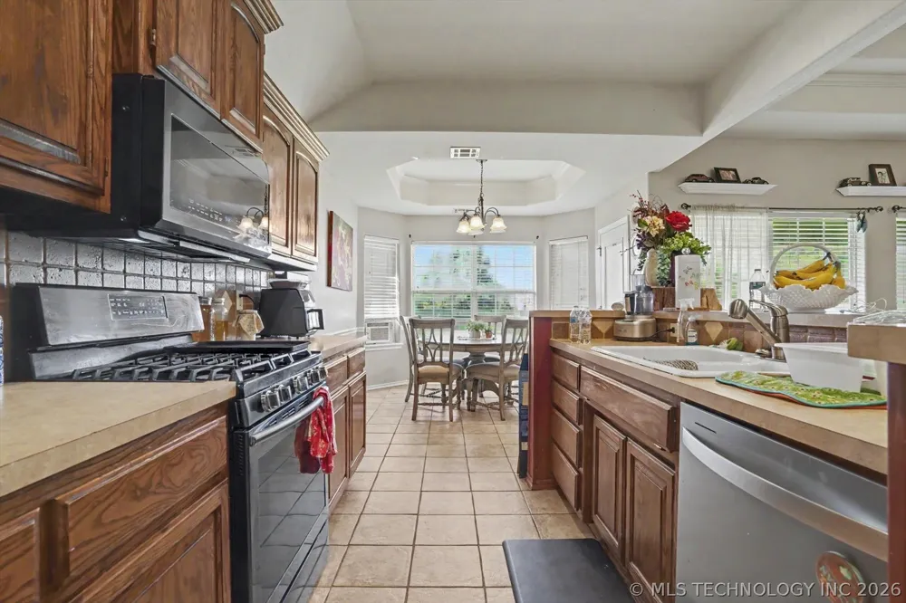 27756 E 112th Street S Coweta, OK 74429