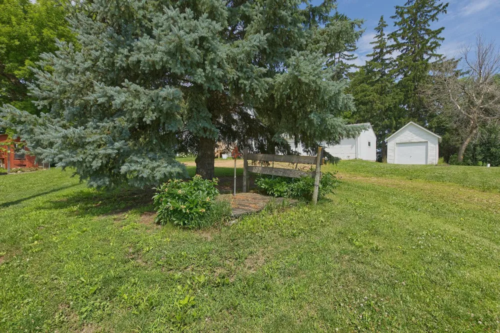 8412 Ingram Avenue SW Howard Lake, MN 55349
