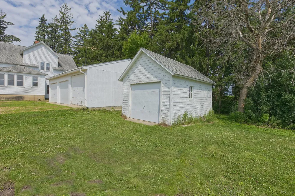 8412 Ingram Avenue SW Howard Lake, MN 55349