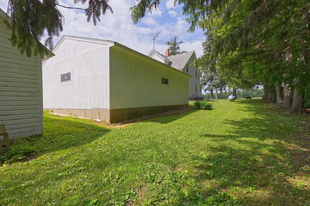 8412 Ingram Avenue SW Howard Lake, MN 55349
