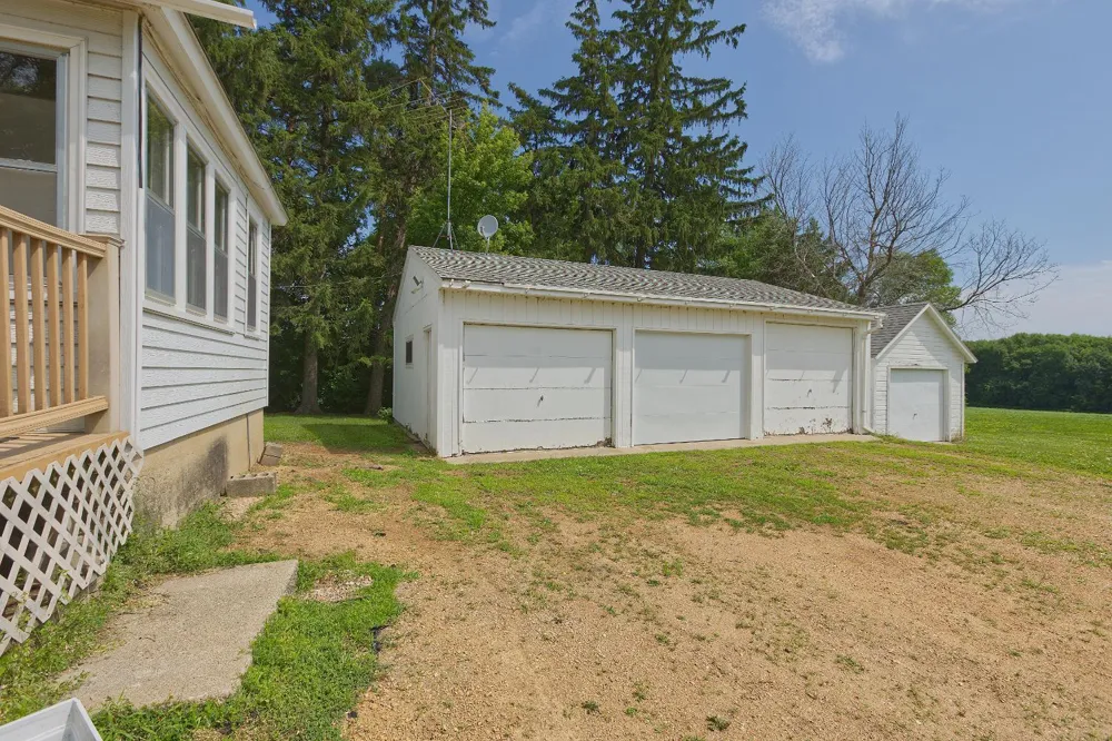 8412 Ingram Avenue SW Howard Lake, MN 55349