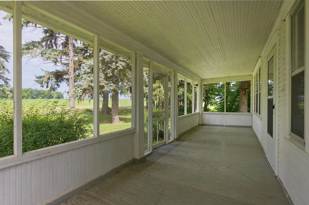 8412 Ingram Avenue SW Howard Lake, MN 55349