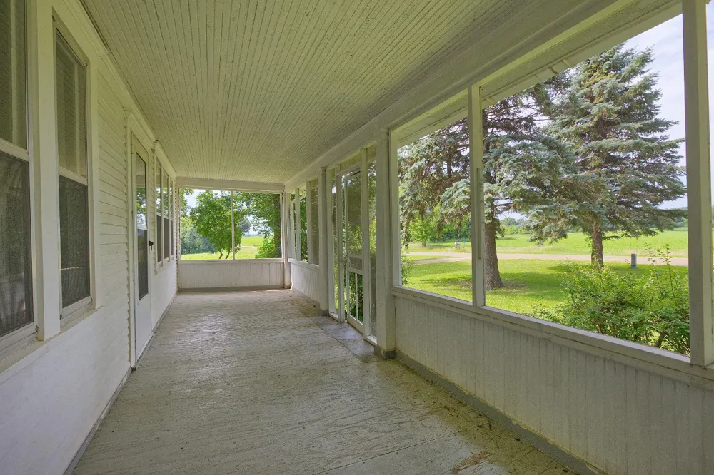 8412 Ingram Avenue SW Howard Lake, MN 55349