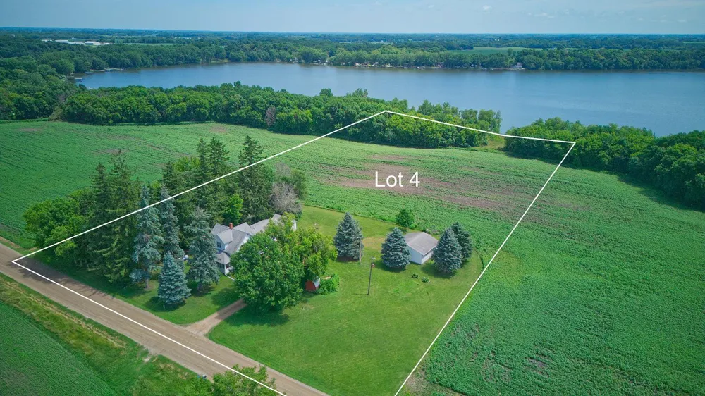 8412 Ingram Avenue SW Howard Lake, MN 55349