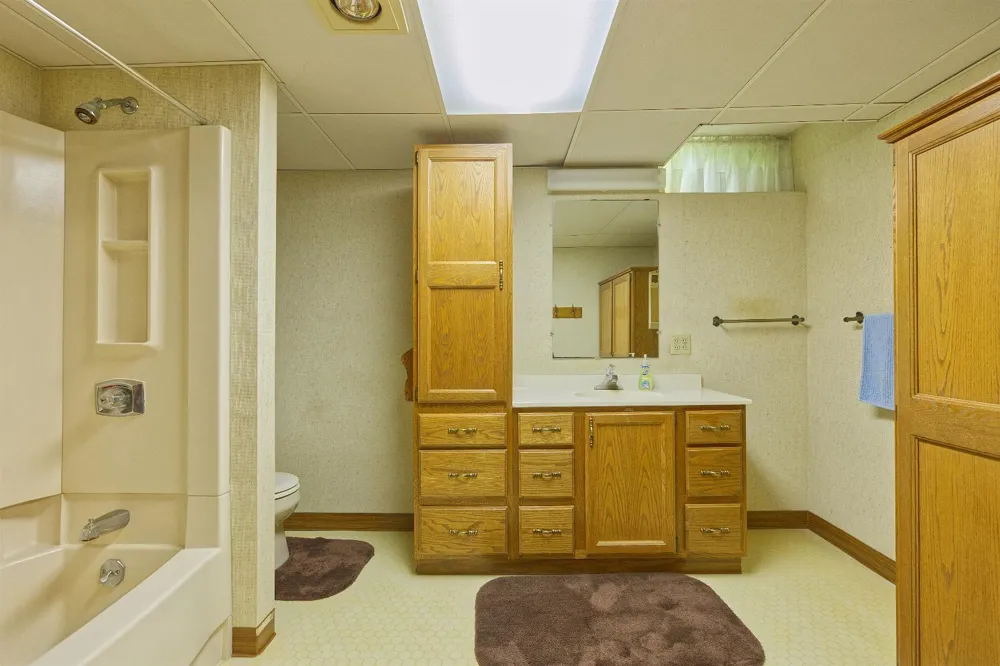 8412 Ingram Avenue SW Howard Lake, MN 55349