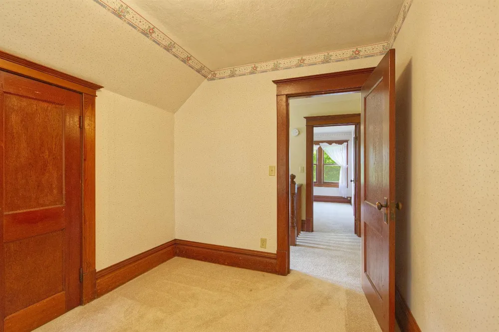 8412 Ingram Avenue SW Howard Lake, MN 55349