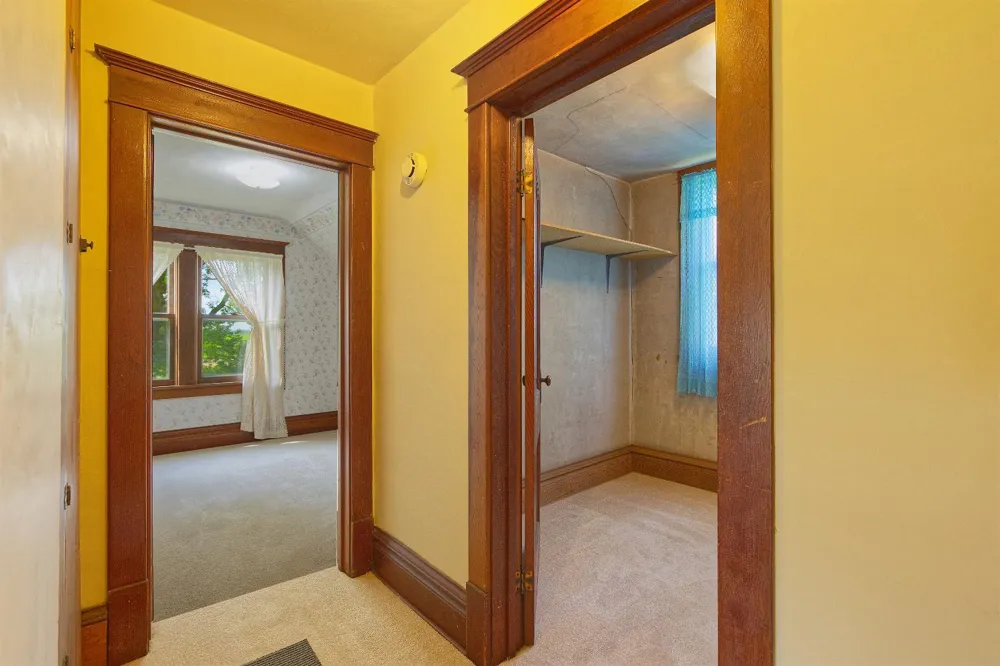 8412 Ingram Avenue SW Howard Lake, MN 55349