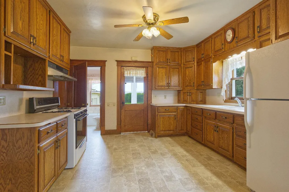 8412 Ingram Avenue SW Howard Lake, MN 55349