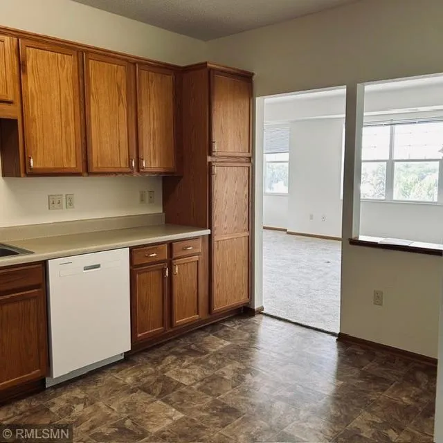 8341 Lyndale Avenue S #424 Bloomington, MN 55420