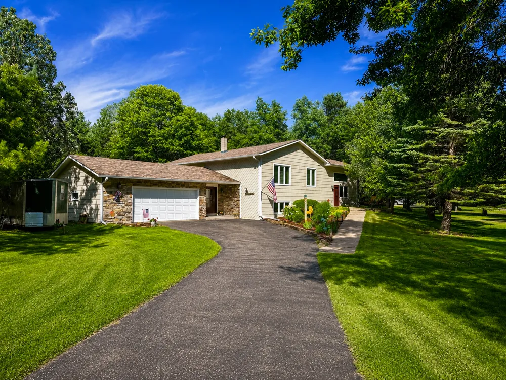 8331 Red Pine Circle Baxter, MN 56425