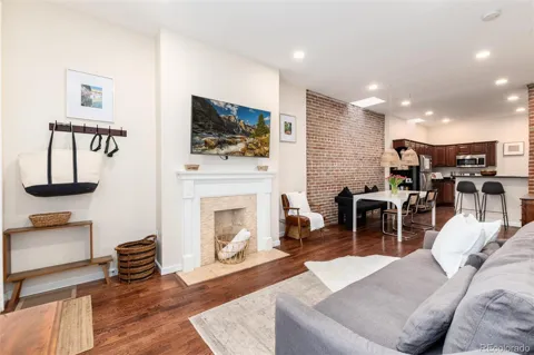 3220 W 24th Avenue