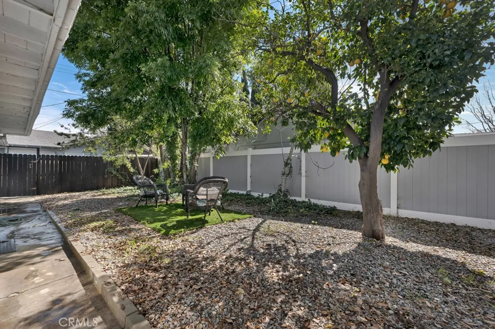 22736 Schoolcraft West Hills, CA 91307