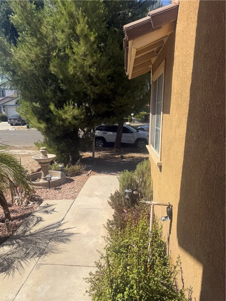 507 Coudures Way Perris, CA 92571