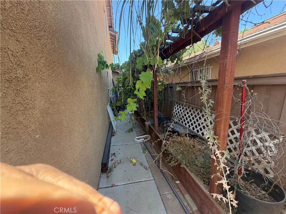 507 Coudures Way Perris, CA 92571