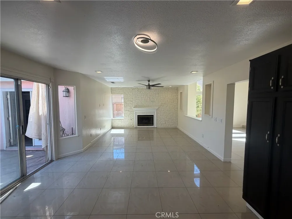 507 Coudures Way Perris, CA 92571