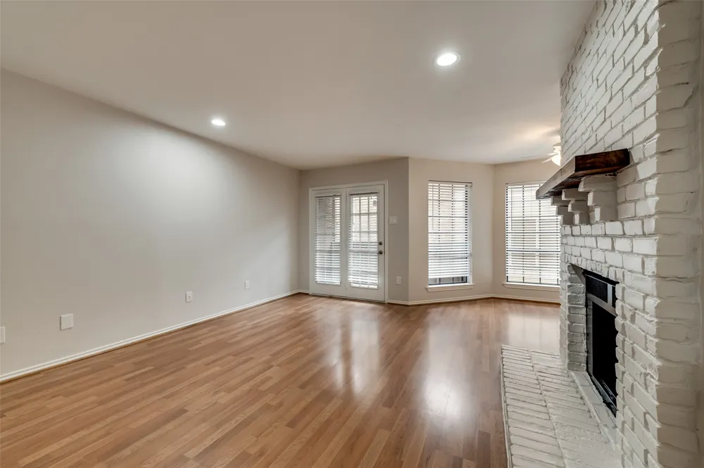 3434 Daniel Avenue #D University Park, TX 75205