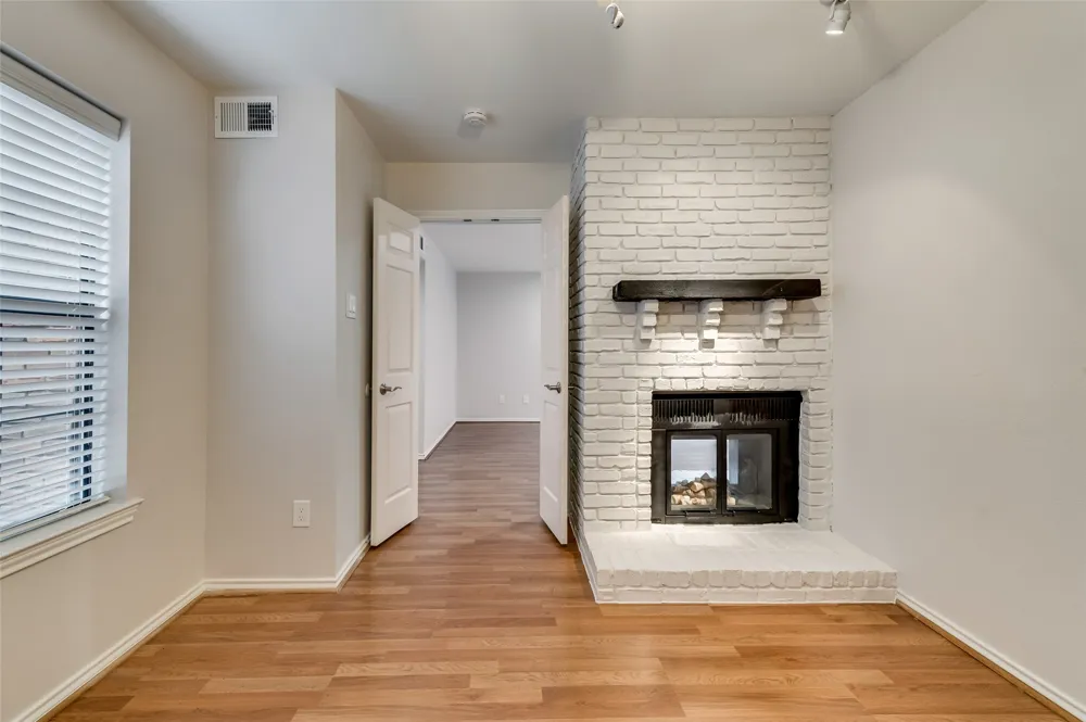 3434 Daniel Avenue #D University Park, TX 75205