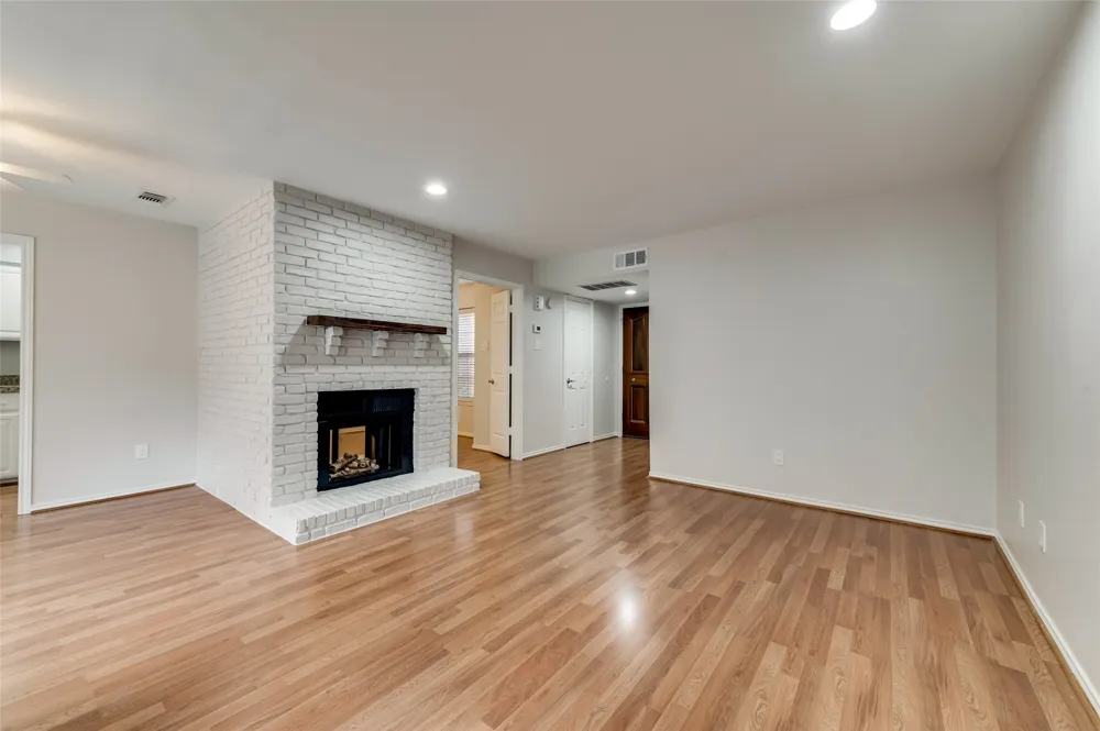 3434 Daniel Avenue #D University Park, TX 75205
