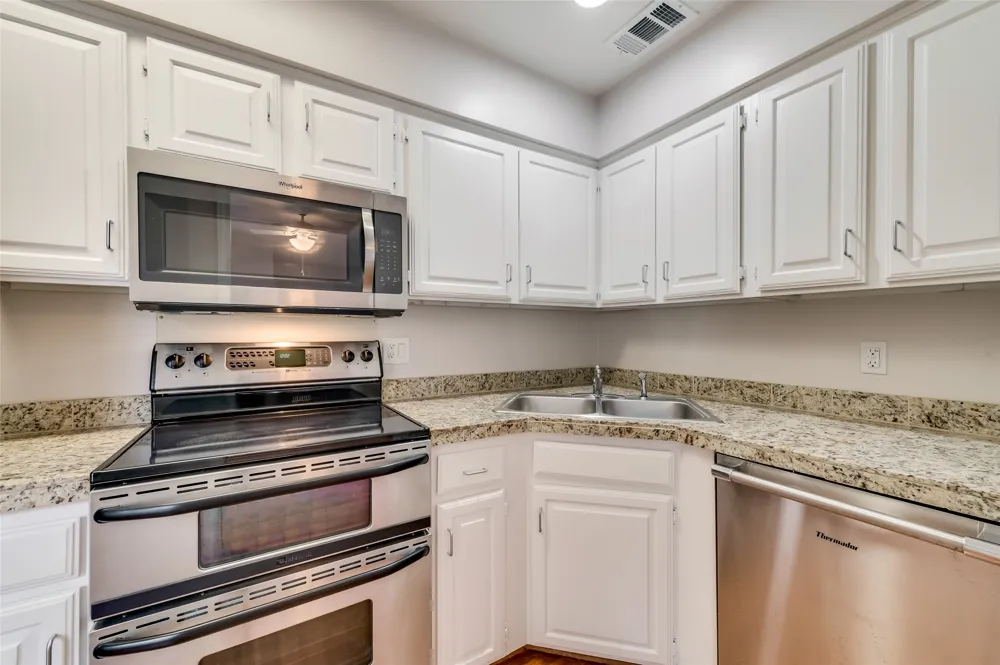 3434 Daniel Avenue #D University Park, TX 75205