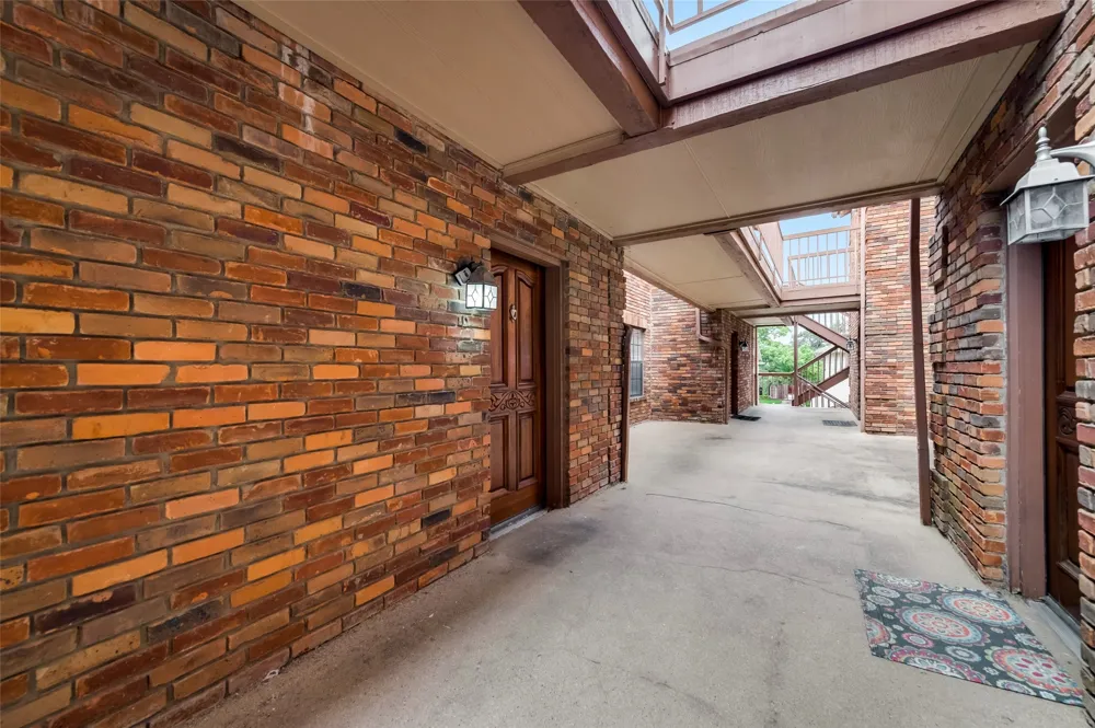 3434 Daniel Avenue #D University Park, TX 75205
