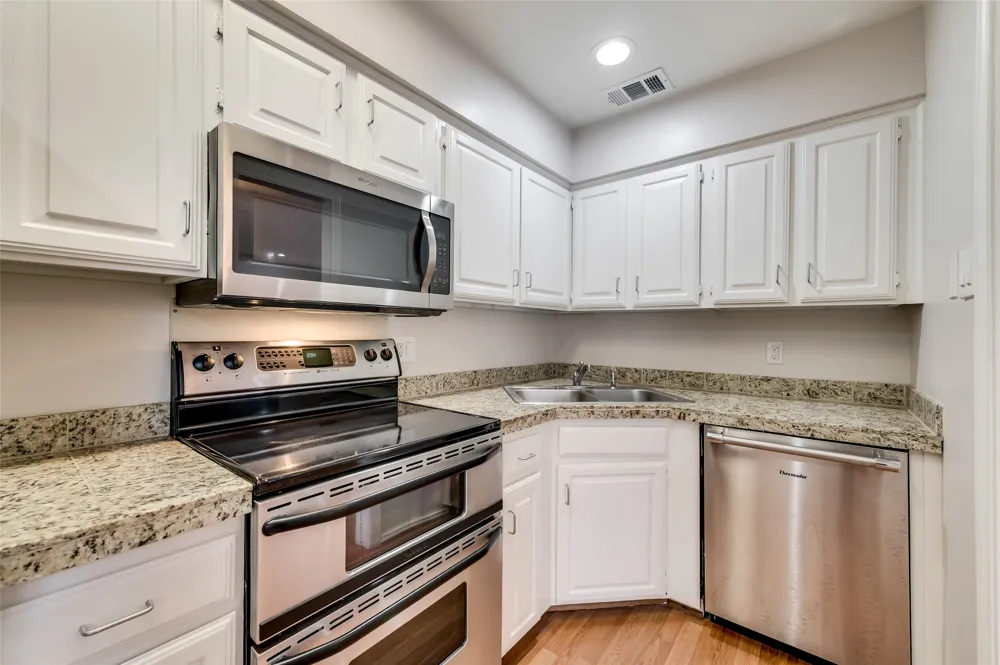 3434 Daniel Avenue #D University Park, TX 75205