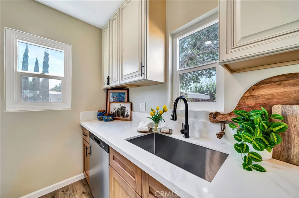 4741 W Avenue M12 Quartz Hill, CA 93536