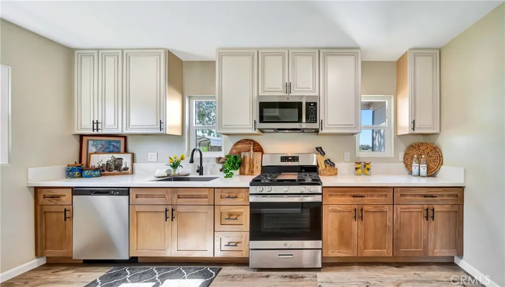 4741 W Avenue M12 Quartz Hill, CA 93536