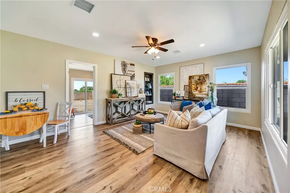 4741 W Avenue M12 Quartz Hill, CA 93536
