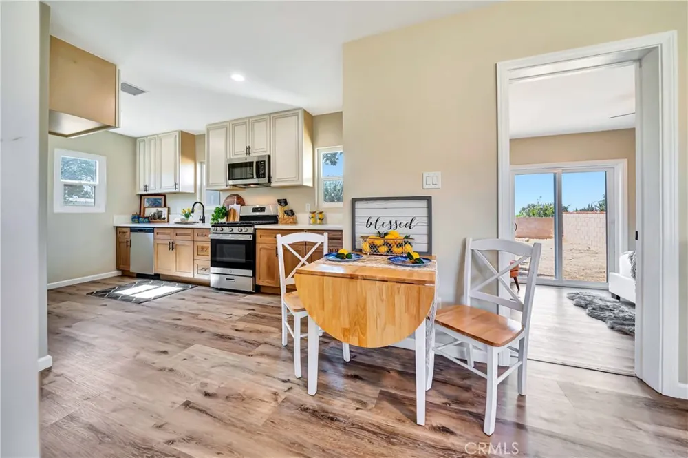 4741 W Avenue M12 Quartz Hill, CA 93536