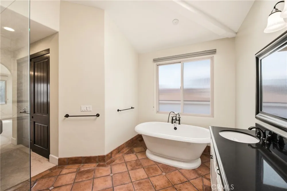 1918 Harriman Lane Redondo Beach, CA 90278