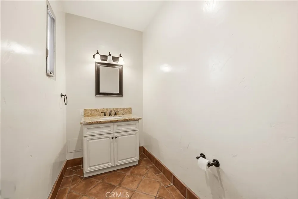 1918 Harriman Lane Redondo Beach, CA 90278