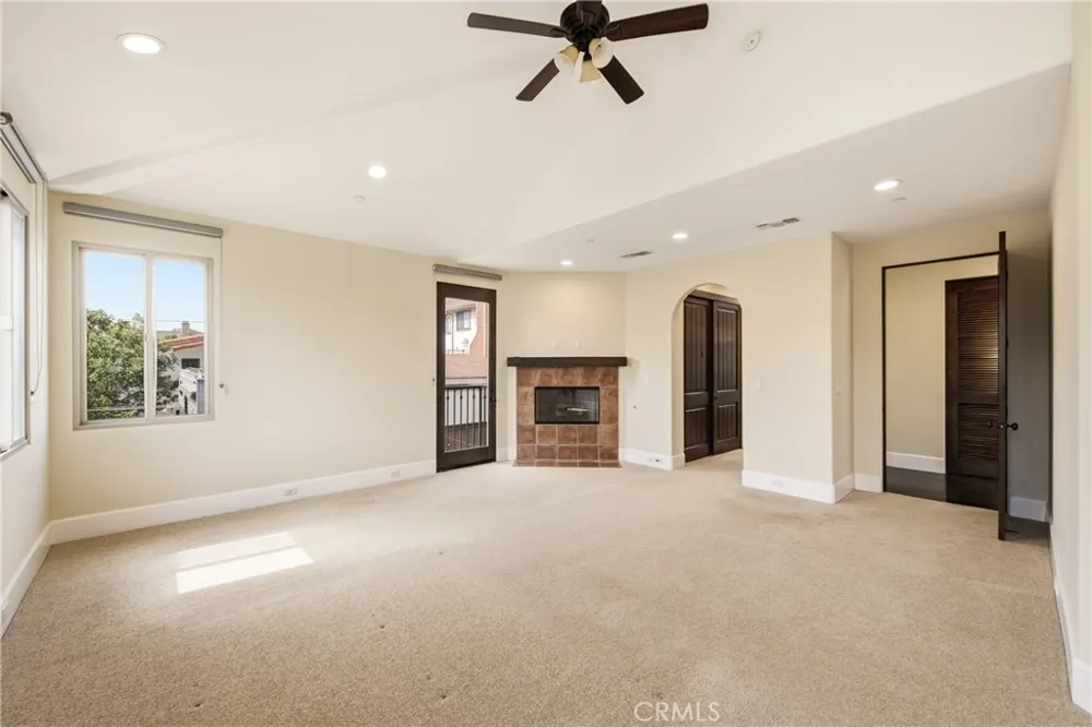 1918 Harriman Lane Redondo Beach, CA 90278