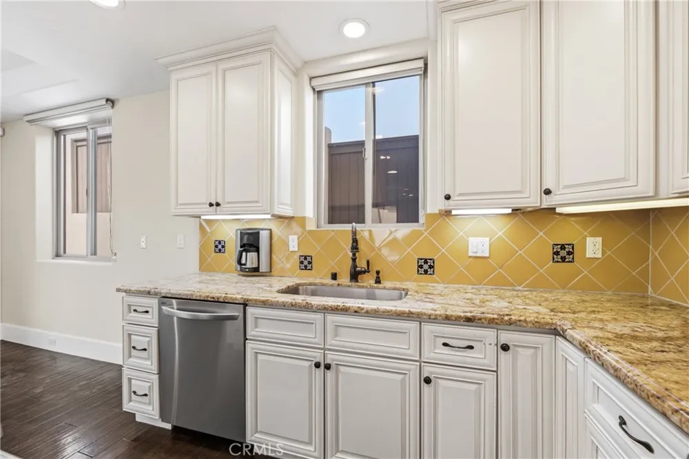1918 Harriman Lane Redondo Beach, CA 90278