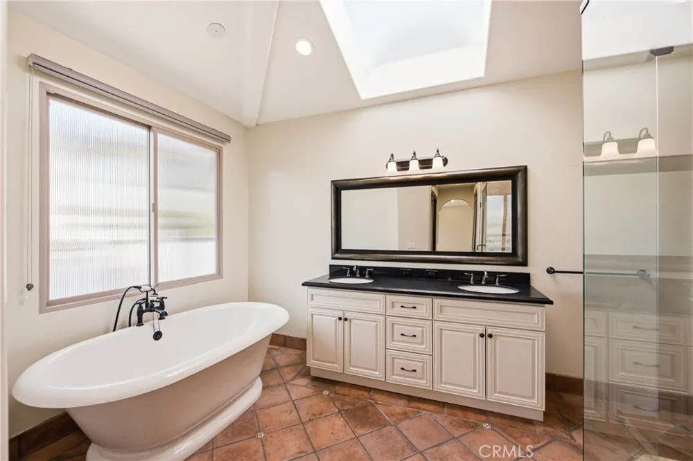 1918 Harriman Lane Redondo Beach, CA 90278