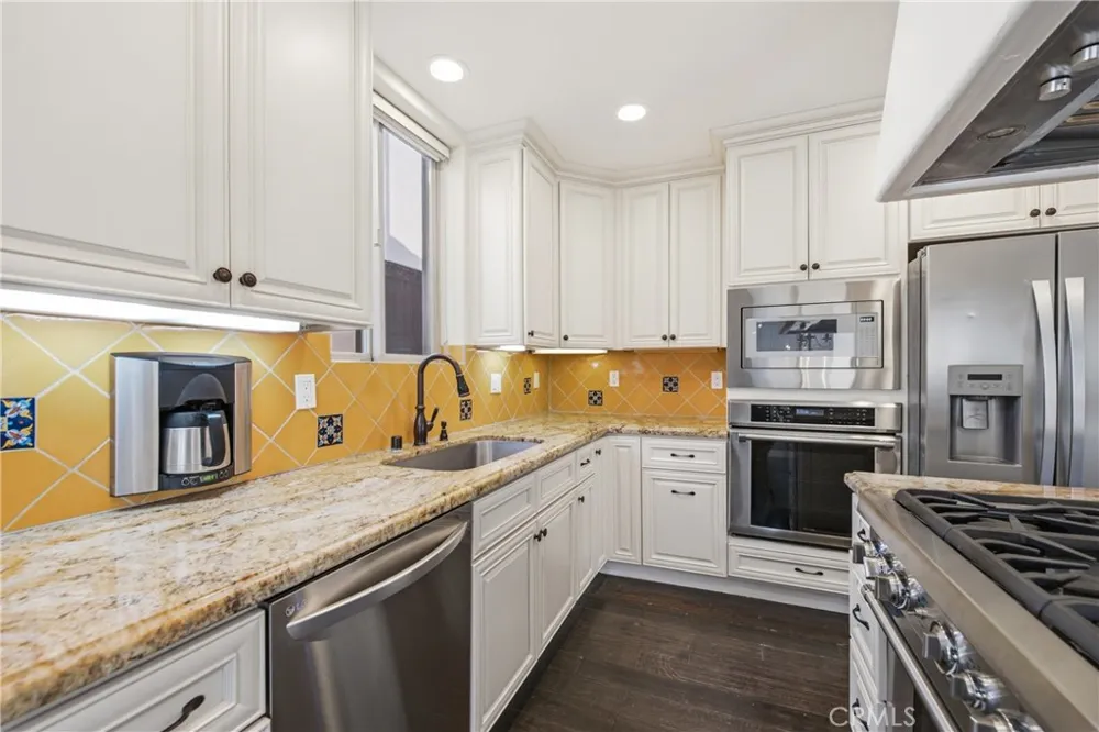 1918 Harriman Lane Redondo Beach, CA 90278