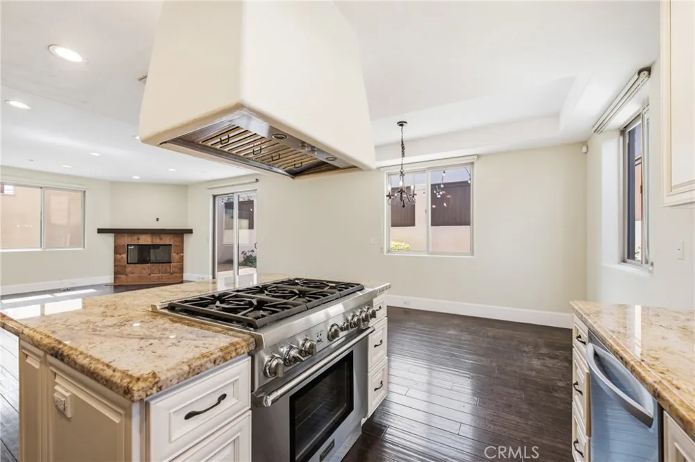 1918 Harriman Lane Redondo Beach, CA 90278