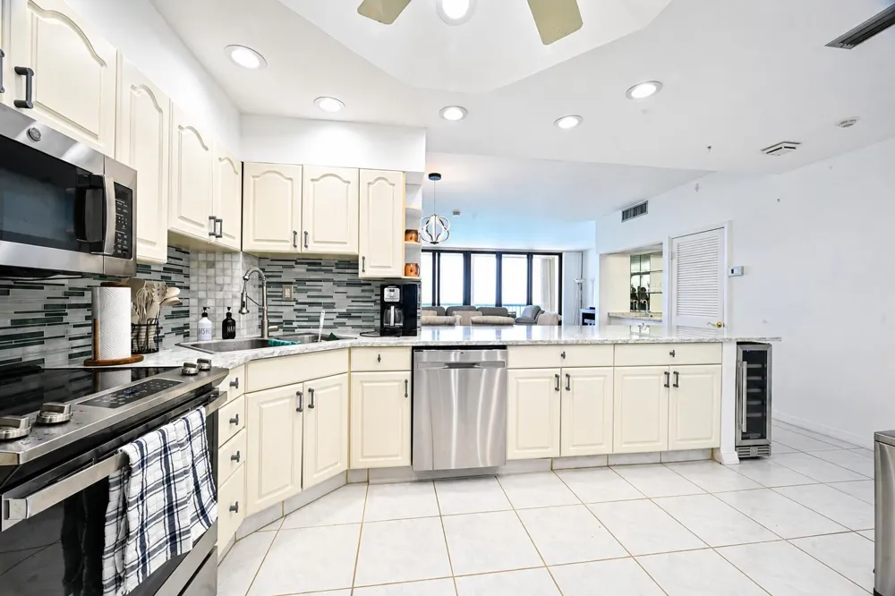 9900 S OCEAN DRIVE #1603 Jensen Beach, FL 34957