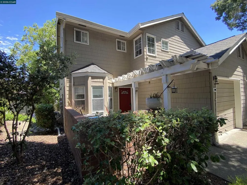 209 Hidden Creek Ct Martinez, CA 94553