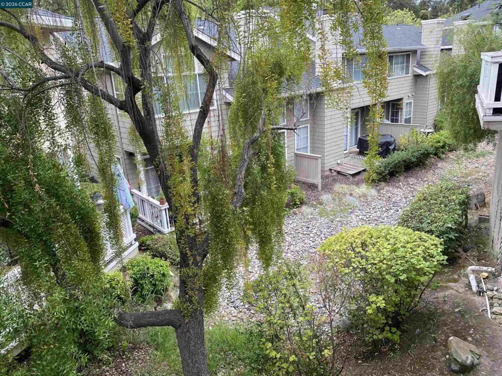 209 Hidden Creek Ct Martinez, CA 94553
