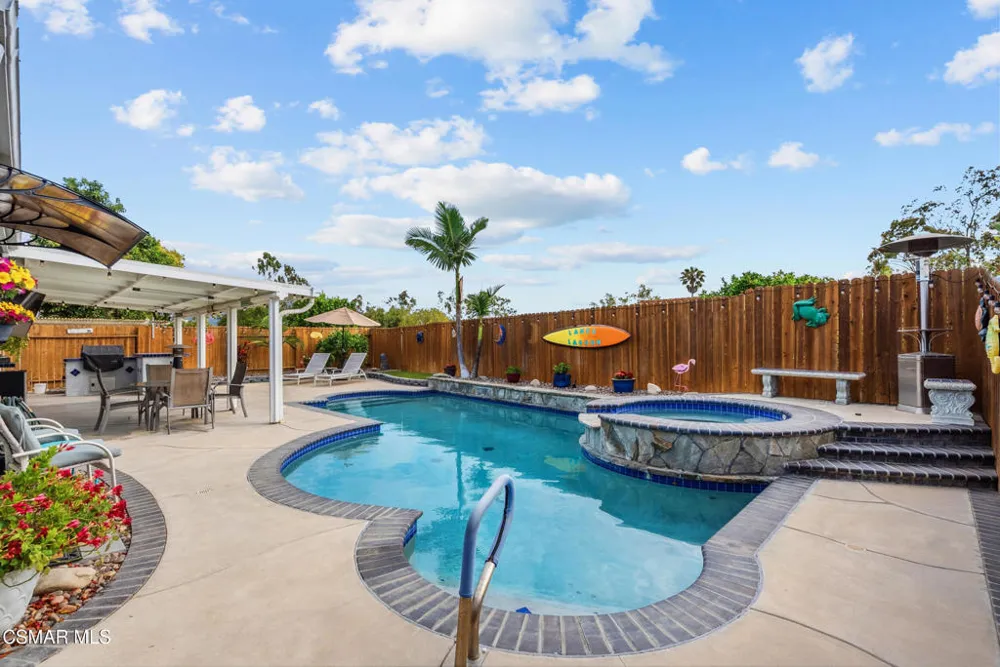 5358 Willow View Drive Camarillo, CA 93012